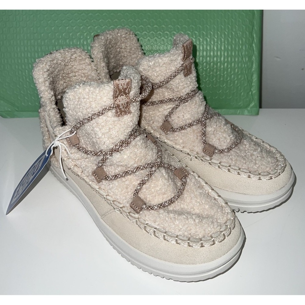 HEYDUDE 42031-265 Camden Suede Cozy Boots for Ladies - Tan - 7